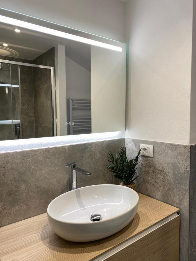 Sky View Apartment 코모 외부 사진